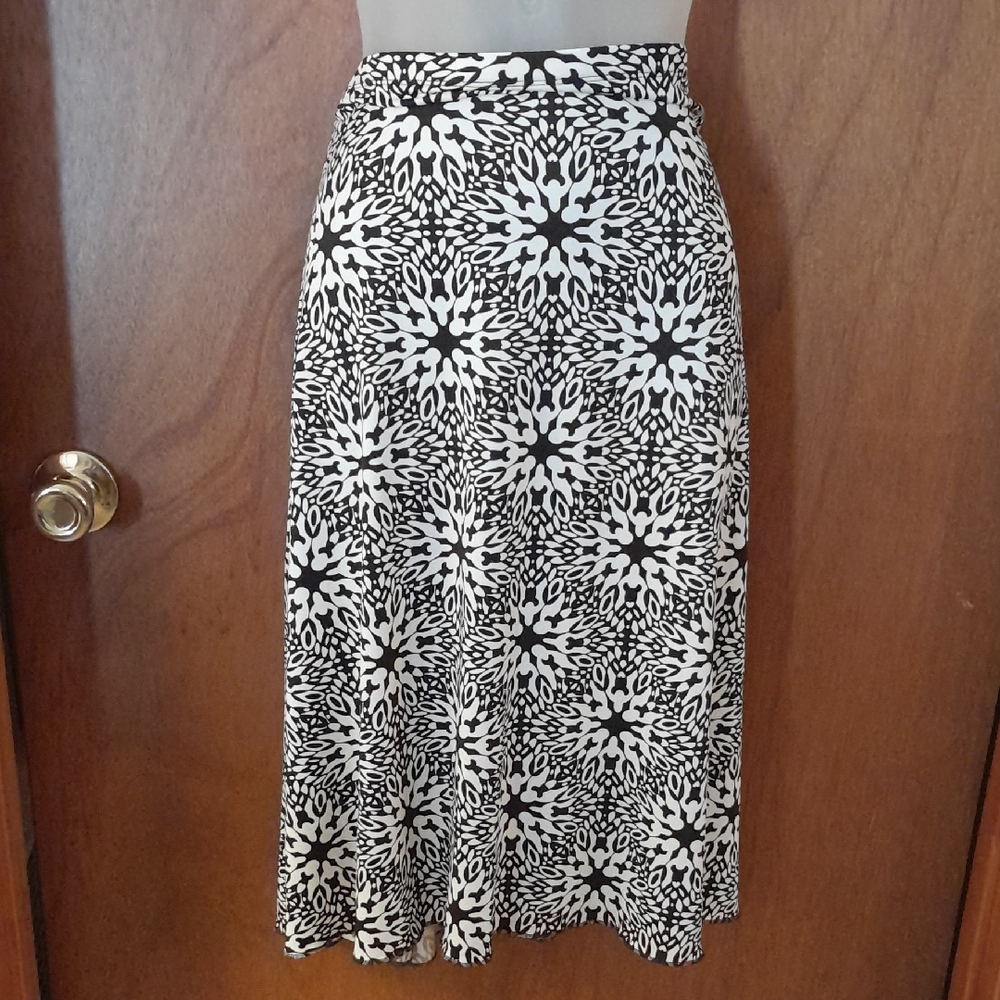 Brown and White Patterned Women's Skirt